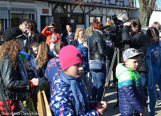 Grafika 41: Relacja z rozstrzygnięcia konkursu plastycznego