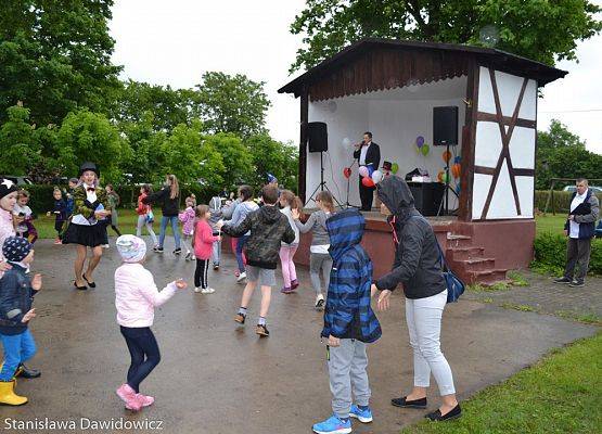 Grafika 10: Dzień dziecka w Gminnym Ośrodku Kultury w Nowej wsi Lęborskiej