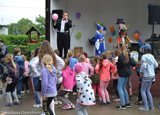 Grafika 35: Dzień dziecka w Gminnym Ośrodku Kultury w Nowej wsi Lęborskiej