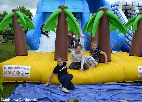 Grafika 64: Dzień dziecka w Gminnym Ośrodku Kultury w Nowej wsi Lęborskiej