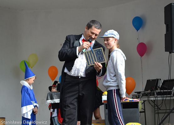 Grafika 89: Dzień dziecka w Gminnym Ośrodku Kultury w Nowej wsi Lęborskiej