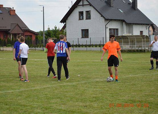 Grafika 85: LATARNIK  Choczewo  i  FC  ANIOŁY  Nowa  Wieś  Lęborska             najlepsze  w  tegorocznym  turnieju