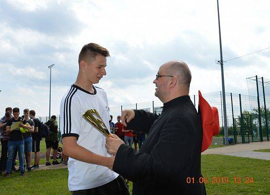 Grafika 169: LATARNIK  Choczewo  i  FC  ANIOŁY  Nowa  Wieś  Lęborska             najlepsze  w  tegorocznym  turnieju