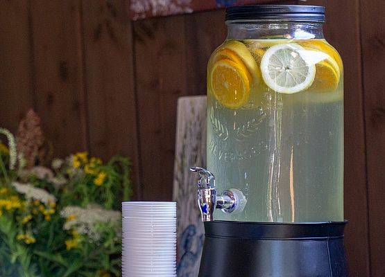 Grafika 33: Wernizaż poplenerowy "Piękno Natury"