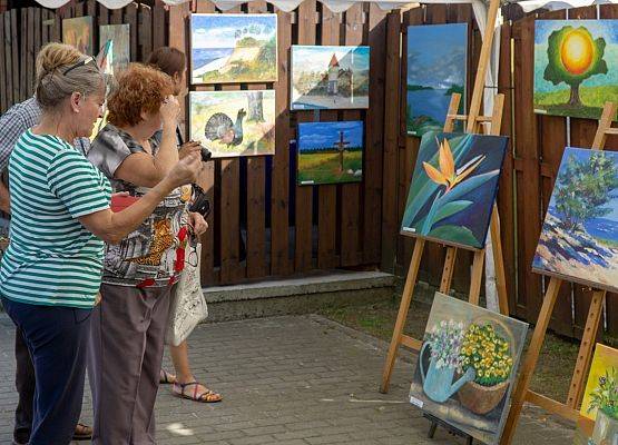 Grafika 43: Wernizaż poplenerowy "Piękno Natury"