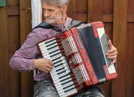 Grafika 61: Wernizaż poplenerowy "Piękno Natury"