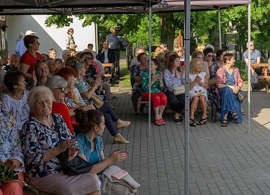 Grafika 63: Wernizaż poplenerowy "Piękno Natury"