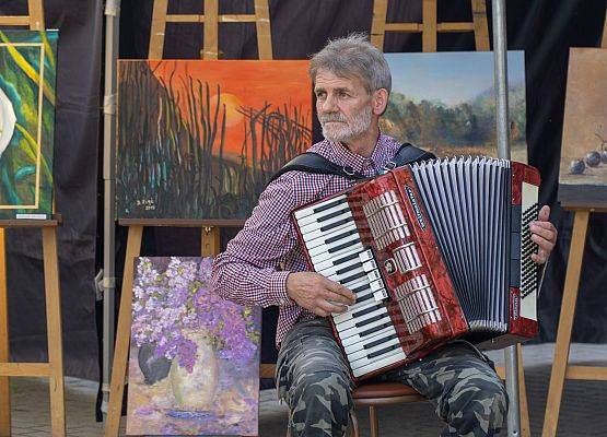 Grafika 64: Wernizaż poplenerowy "Piękno Natury"