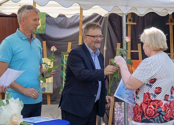 Grafika 73: Wernizaż poplenerowy "Piękno Natury"