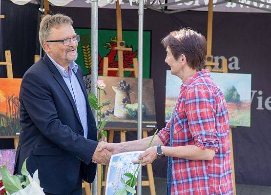 Grafika 74: Wernizaż poplenerowy "Piękno Natury"