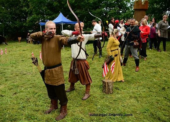 Grafika 5: Zapraszamy do Obliwic na Turniej Łuczniczy