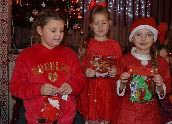 Grafika 20: Mikołajki w GOK- fotorelacja