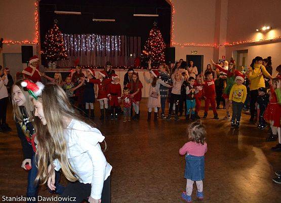 Grafika 26: Mikołajki w GOK- fotorelacja
