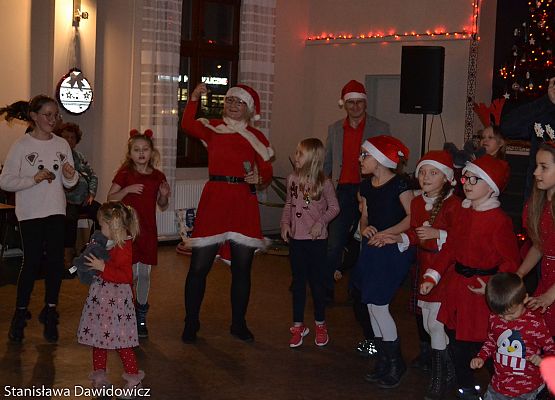 Grafika 28: Mikołajki w GOK- fotorelacja