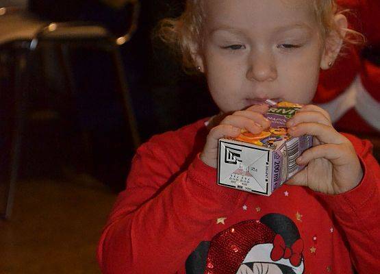 Grafika 33: Mikołajki w GOK- fotorelacja