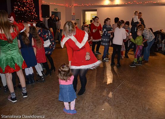 Grafika 37: Mikołajki w GOK- fotorelacja