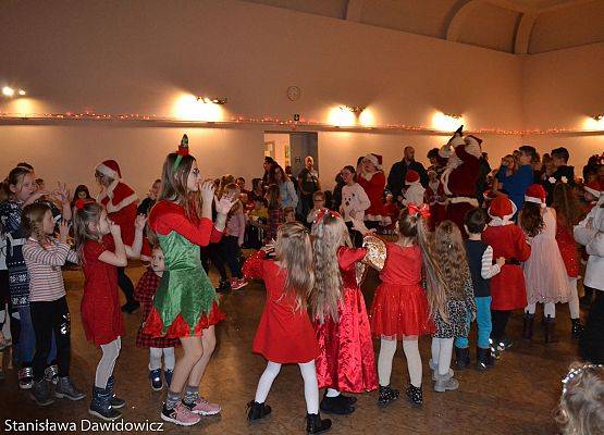 Grafika 40: Mikołajki w GOK- fotorelacja