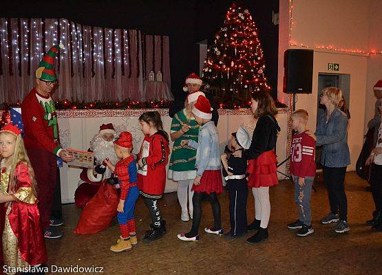 Grafika 55: Mikołajki w GOK- fotorelacja