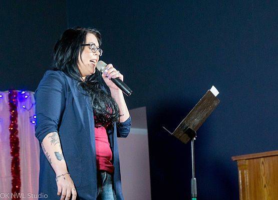 Grafika 34: Kiermasz świąteczny oraz koncert "Ida Święta"