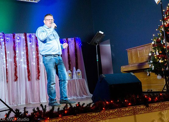 Grafika 39: Kiermasz świąteczny oraz koncert "Ida Święta"