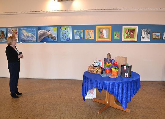 Grafika 10: Fotorelacja z wernisażu malarstwa Jadwigi Szczepańskiej i Magdaleny Szczęsnej z dnia 04.03.2020