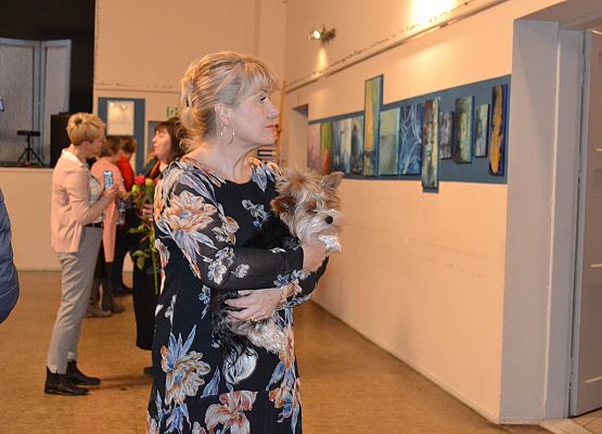 Grafika 60: Fotorelacja z wernisażu malarstwa Jadwigi Szczepańskiej i Magdaleny Szczęsnej z dnia 04.03.2020