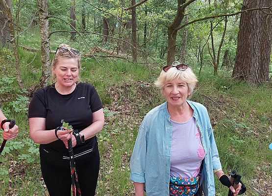 Na zdjęciu 3 osoby, które brały udział w spacerze