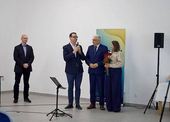 Wernisaż pokonkursowej wystawy „Military Art 2024/2025” Aleksandry Kajzer grafika