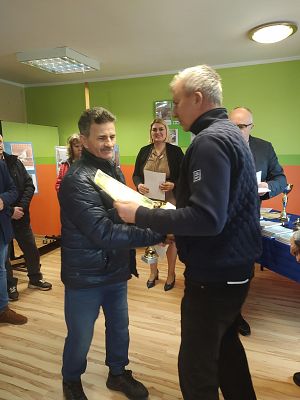 Wręczenie nagrody dla Bartłomieja S.P.J. Pryjomski
