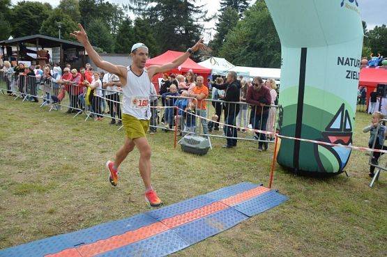 Grafika 10: 41.Międzynarodowy Otwarty Bieg Przełajowy w Obliwicach