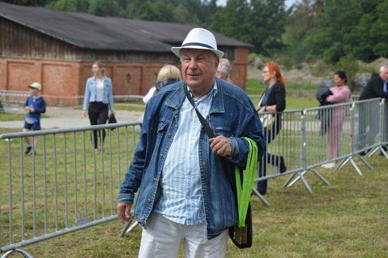 Grafika 6: 41.Międzynarodowy Otwarty Bieg Przełajowy w Obliwicach