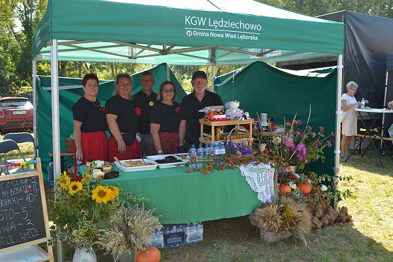Dożynki Powiatowe w Cewicach.