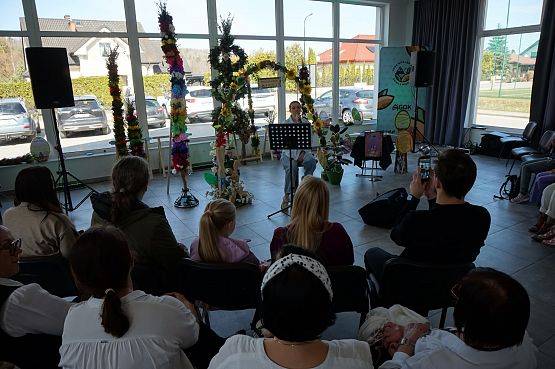 Konkurs na Eko Palmę Wielkanocną w Mostach – tradycja w dobrym stylu grafika